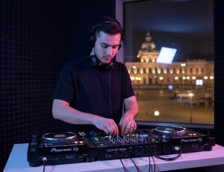 Pro DJ Livestream Audio Quality: The Ultimate Guide for Timisoara Artists